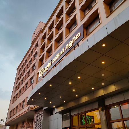 Hotel Saptagiri Hyderabad Bagian luar foto