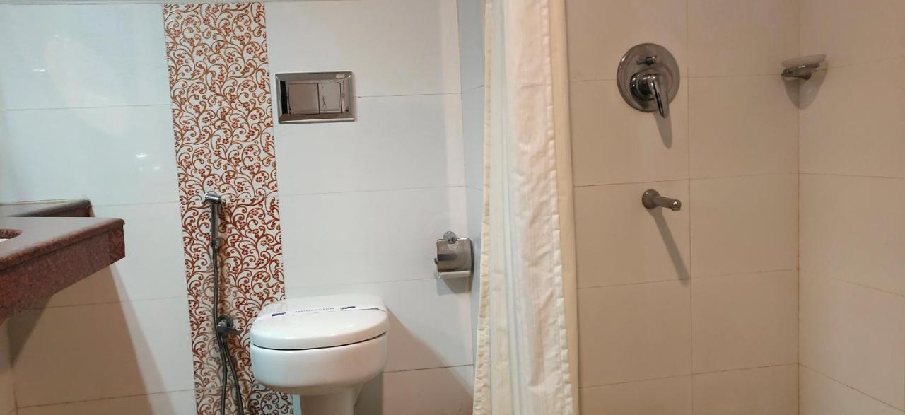 Hotel Saptagiri Hyderabad Bagian luar foto