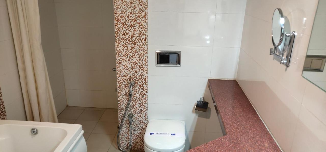 Hotel Saptagiri Hyderabad Bagian luar foto