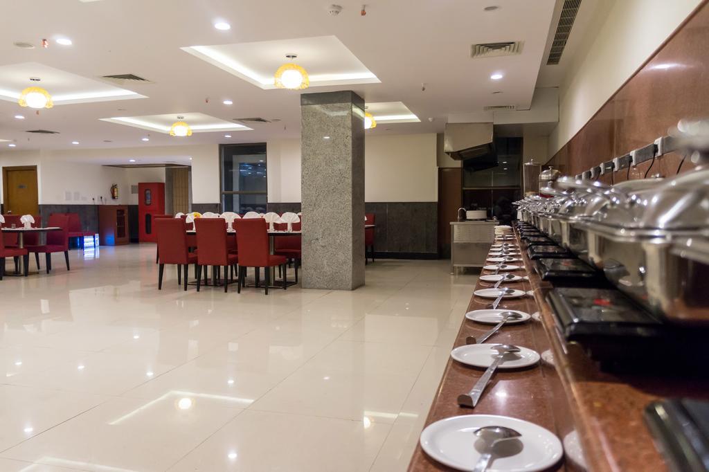 Hotel Saptagiri Hyderabad Bagian luar foto