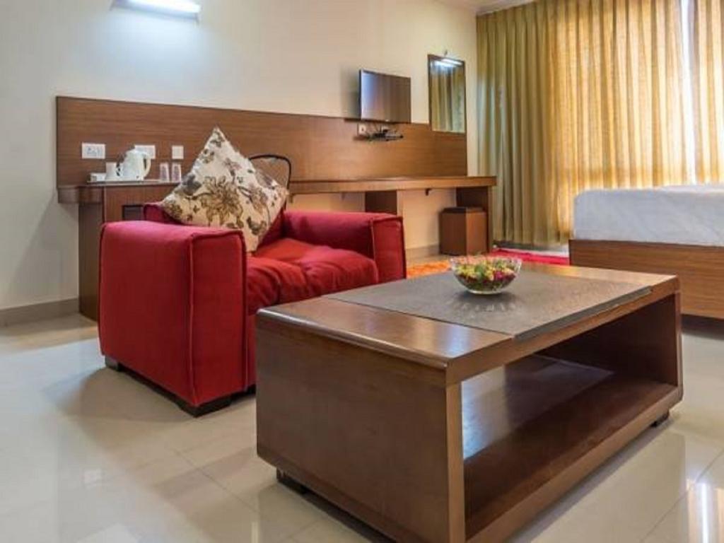 Hotel Saptagiri Hyderabad Bagian luar foto