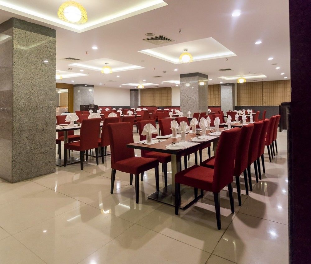 Hotel Saptagiri Hyderabad Bagian luar foto