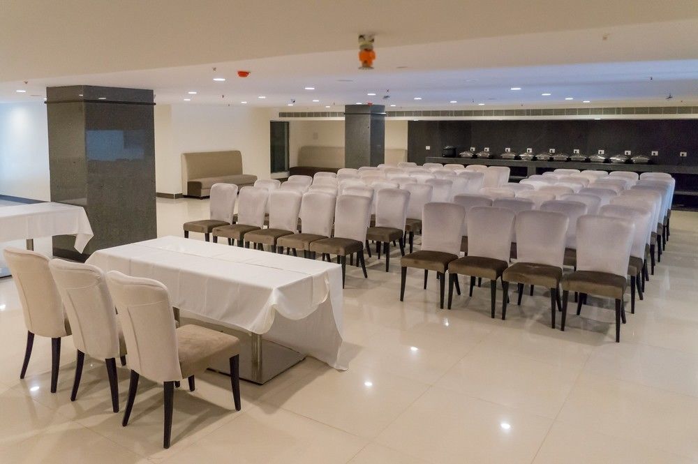 Hotel Saptagiri Hyderabad Bagian luar foto