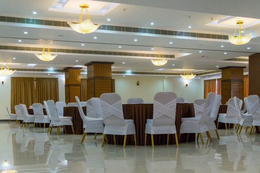 Hotel Saptagiri Hyderabad Bagian luar foto